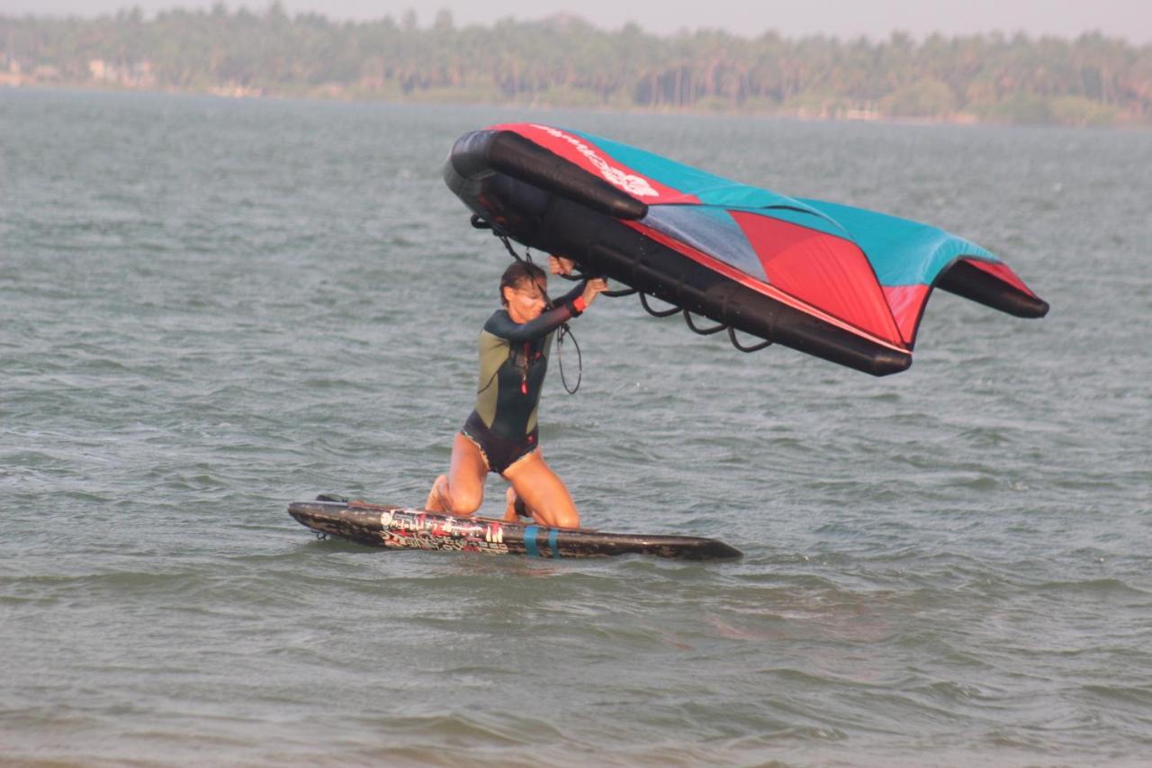 Отель Margarita Kitesurfing School Sri Lanka Калпития Экстерьер фото